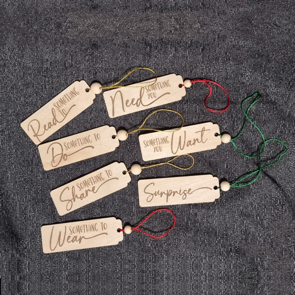 Wooden Gift Tags (Pack of 7)